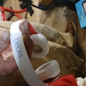 Beats solo 3 wireless headphones